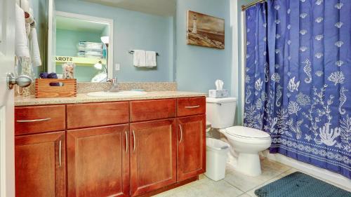Lake Town Warf 917 by Teeming Vacation Rentals - image 5