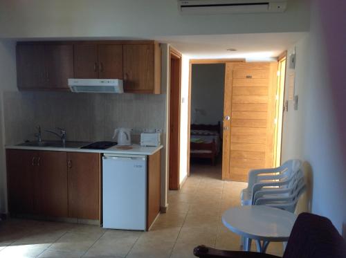Sea N Lake View Hotel Apartments - image 6
