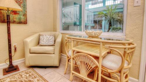 Pass-A-Grill 3 by Teeming Vacation Rentals - main image
