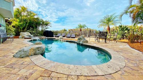 On the Rocks by Teeming Vacation Rentals - image 11