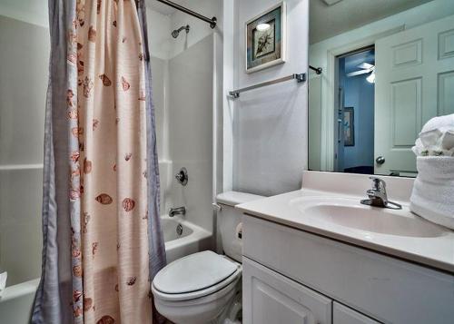 Majestic Towers 2207 by Teeming Vacation Rentals - main image