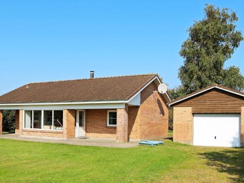 Three-Bedroom Holiday home in Storvorde 1 - main image