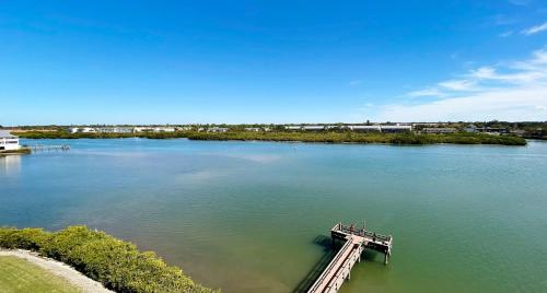 Sea Club by Teeming Vacation Rentals - image 12