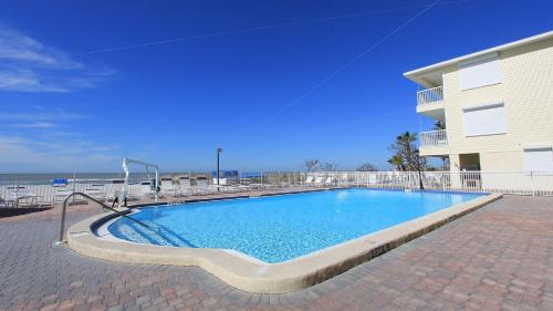 Sand Dollar Resort Condos by Teeming Vacation Rentals - image 12