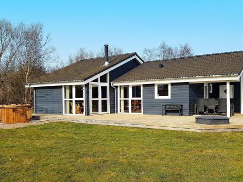  8 person holiday home in Strandby, Pension in Strandby