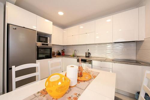 Apartment Tucepi 6695a