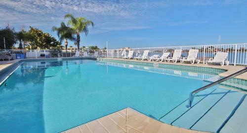 The Palms of Treasure Island by Teeming Vacation Rentals - image 2