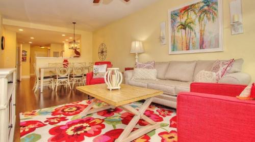 Harbourside by Teeming Vacation Rentals