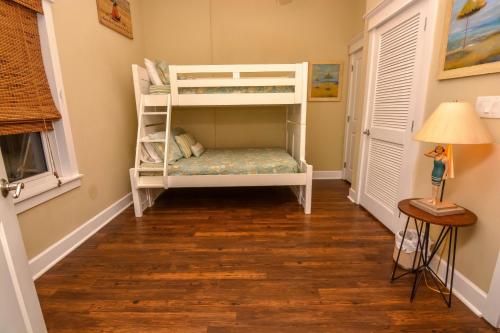 Grand Panama by Teeming Vacation Rentals