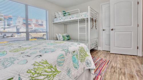 Madeira Beach Yacht Club by Teeming Vacation Rentals