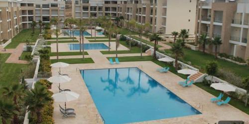 Beautiful beach apartment nicely decorated fully equipped