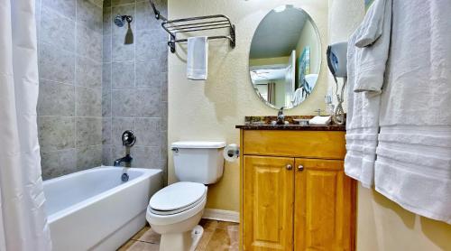 Sunset Vistas by Teeming Vacation Rentals