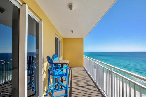 Sterling Reef by Teeming Vacation Rentals