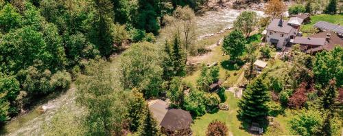 Smileys Fluss Chalet - image 4