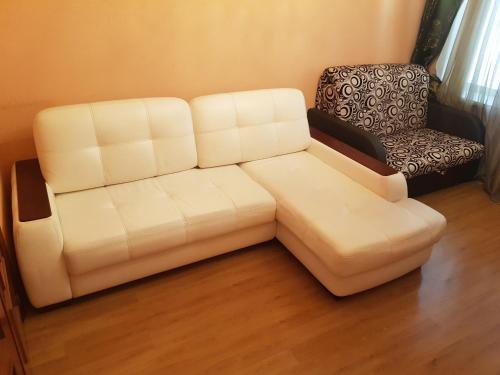 2 room Apartment метро Молодежная - image 3