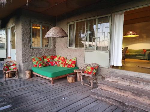Terraza/balcón, Hillside Retreat – Africa Amini Life in Arusha