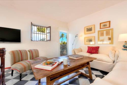Four-Bedroom House image 9