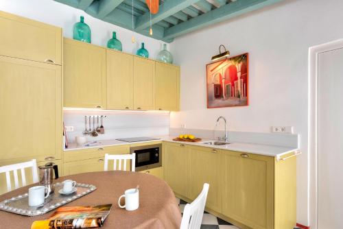 Four-Bedroom House image 4