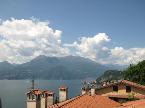 LA BELLA VISTA