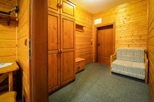 Srub Karolina in 德斯特尼奧歷基克賀拉赫