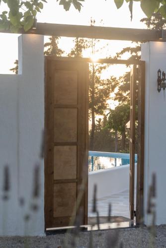  Tramonto Villa in Lagoúdi Zía