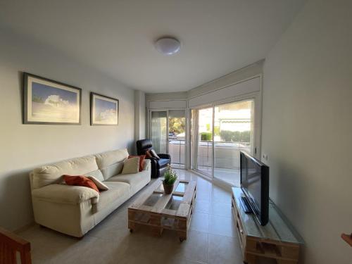  R123 Apartamento en la planta baja con piscina cerca de la playa in La Playa