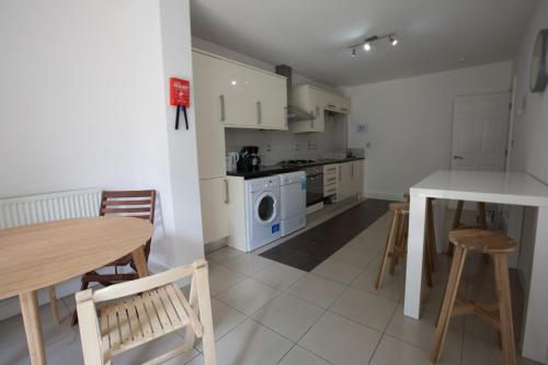 Thirsk Tooting Concept Studios by Allô Housing - image 6