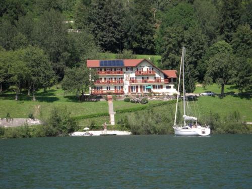 Haus am Hang in Innerschwand am Mondsee, Österreich