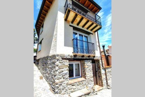  Casa: Mirador del Valle perdido. in Enciso