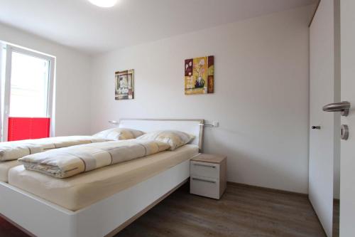 Apartment with Terrace image 6