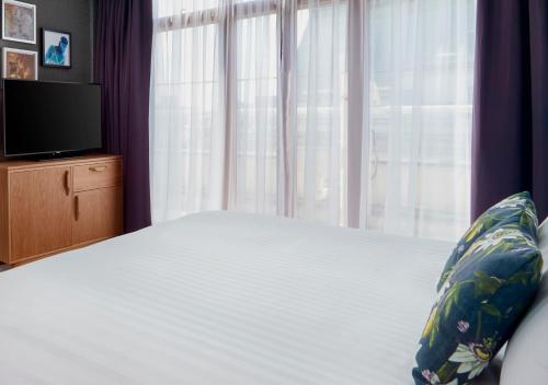 NYX Hotel London Holborn by Leonardo Hotels - image 5