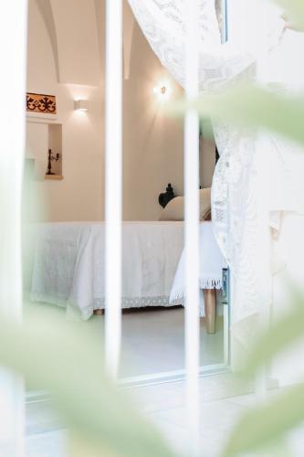 1 queen bed, 2 twin beds