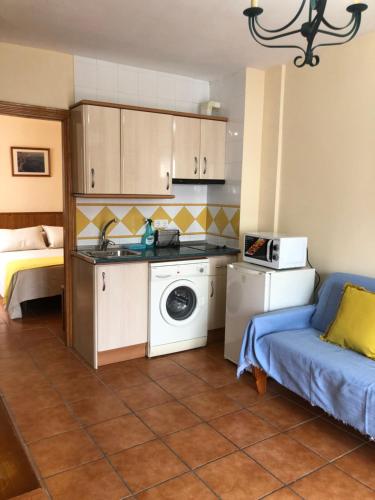 Apartamentos Cantarero Maro Nerja