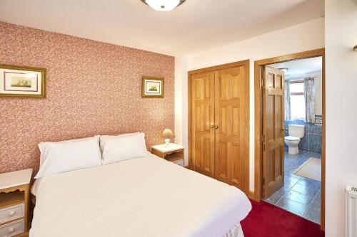 Host & Stay - The Cottage Barn, Skipton (photo 4)