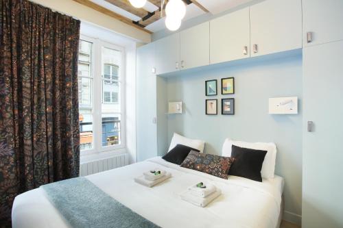 Rent a Room - Aparts CADET Room Type - One-Bedroom Apartment