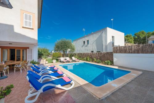 NEW! Preciosa casa Adel con piscina privada a 5 minutos de la playa de Can Picafort gîte à louer C'an Picafort