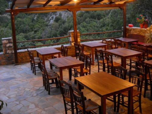 레스토랑, Villa Vadola in 아르코초리온