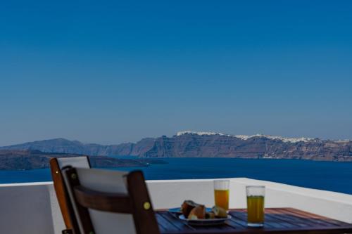 ADAMANTIOS VILLAS & SUITES chambre d'hôte Kerá