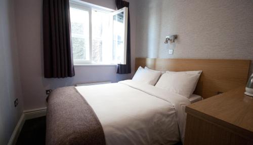 Cosy Double Room image 2