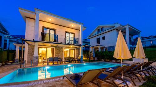 La Vida - 4 Bedroom Holiday Villa in Hisarönü Ölüdeniz