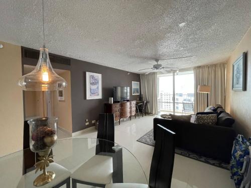 2BR Condo at Isla Verde Beach, San Juan (foto 7)