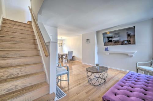 Unique South Philly Townhome on Oregon Avenue - main image