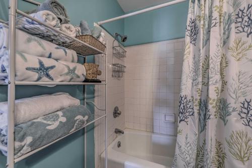 Recently Renovated PCB Condo Steps to Beach!