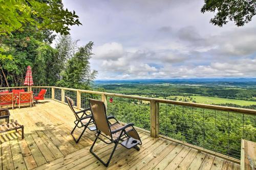 Cloudland Retreat with Mountain and Valley Views!