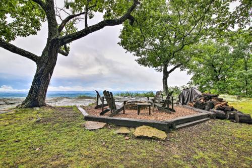 Cloudland Retreat with Mountain and Valley Views!