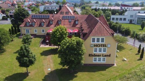 . Hotel Rhöner Land Garni - Bed & Breakfast