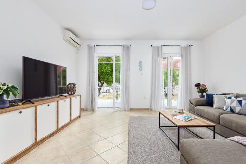 Waikiki Beach House - image 12