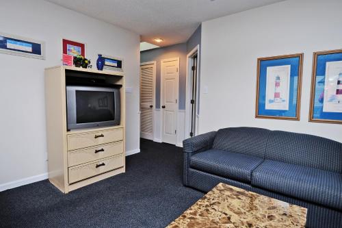 Ibis 805 2BR 2BA Second Row Condo near downtown Myrtle Beach