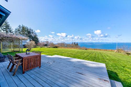 @ Marbella Lane - Waterfront 2BR Whidbey Island