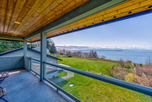 @ Marbella Lane - Waterfront 2BR Whidbey Island